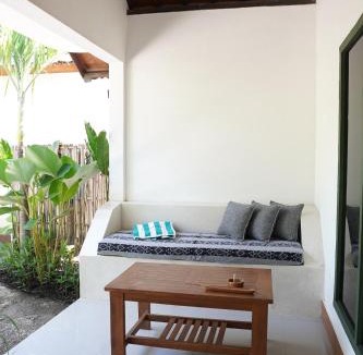 Gili Air Hotel | The Barefoot Blondie Village
