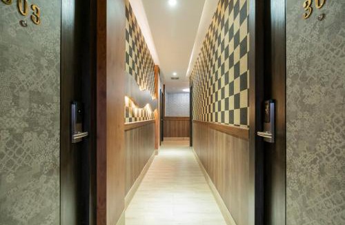 Lubuk Baja Hotel | RedDoorz Plus near Nagoya Hill Batam 6