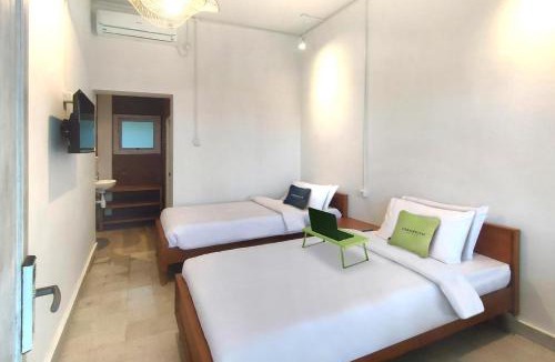 Tretes Hotel | Urbanview Wisma Nirwana Tretes near Cimory Prigen