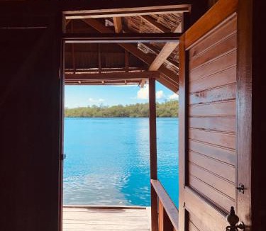 Arborek House | " Miguel Homestay RAJA AMPAT "