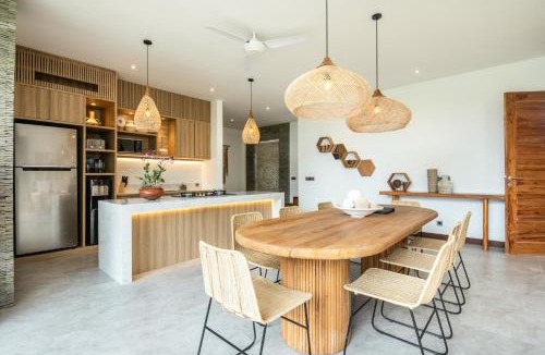 Berawa Villa | Brand New 4br Villa 400 to Finns Canggu