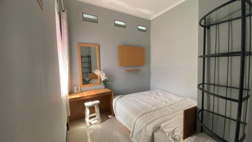 Ciumbuleuit House | Ambu Guest House