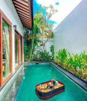 Dewi Sri Villa | Anari Villas Kuta, Romantic Private Pool Villa