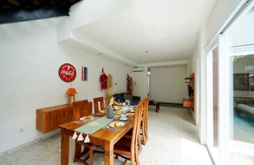Sidakarya Villa | 3 Bedrooms Luxury Villa with Private Pool in Mertasari Beach Sanur