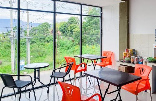 Ambarita Hotel | RedDoorz at Exaudi Homestay Parbaba Samosir