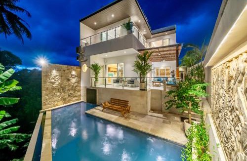 Kediri Villa | Modern Designer Villa Canggu, Private Pool, Ricefield Views, Family and Group