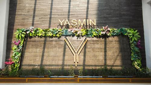 Binong Hotel | Sapphire Sky Hotel Karawaci - sebelumnya Yasmin Hotel Karawaci