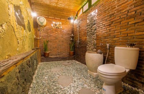 Pakem Villa | Villa Kaluna - 3 Bedroom Javanese Villa in Kaliurang