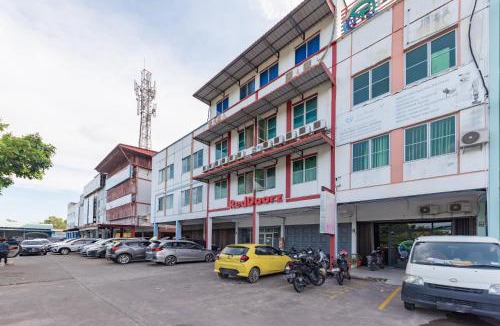 Batam Hotel | RedDoorz Plus near Kepri Mall