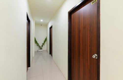 Lubuk Baja Hotel | Urbanview Hotel Kansa near Harbour Bay Batam by RedDoorz
