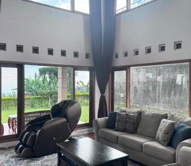 Tawangmangu Villa | Villa Sulthon