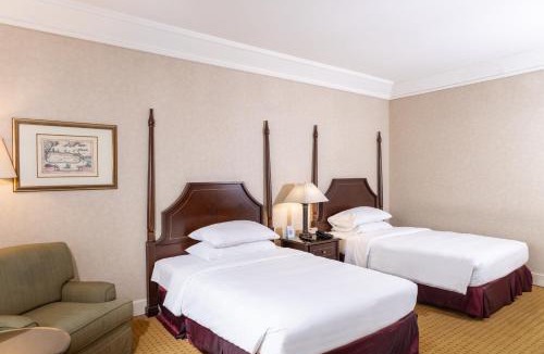 Semanggi Hotel | Mangkuluhur ARTOTEL SUITES