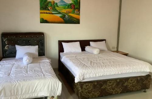 Tuk Tuk House | Matraville Home Stay Tuk Tuk Lake Toba Samosir