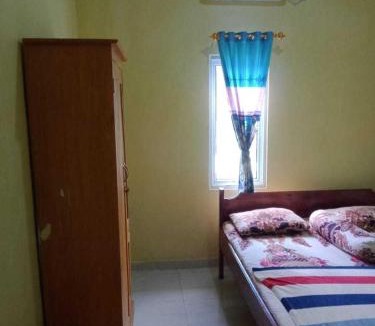 Wainapal Hotel | Hotel O Wisma Nadira Near SPBU PT. Trijaya Pugung PENENGAHAN