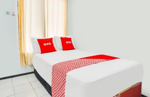 Dinoyo Hotel | OYO 91926 Serayu Sumbersari Homestay