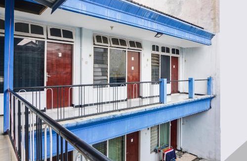 Dinoyo Hotel | OYO 91926 Serayu Sumbersari Homestay