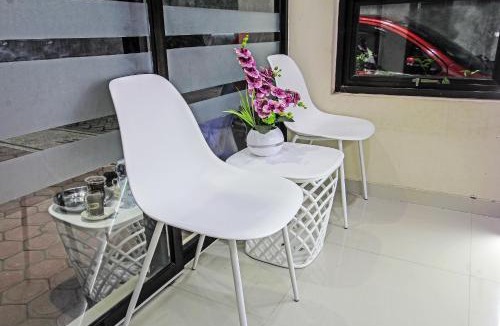 Tulungagung Hotel | Hotel O Family Guest House Syariah