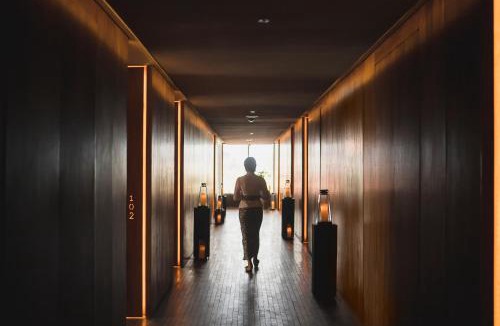 Petitenget Hotel | iSuite by Ekosistem