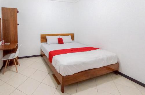 Purwokerto Hotel | RedDoorz Syariah near Universitas Jenderal Soedirman 3