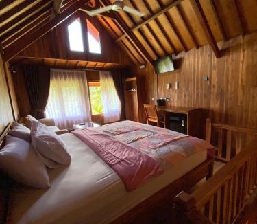 Tetebatu Hotel | The Alam Bungalow & Restaurant