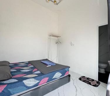 Padang Bed & Breakfast | Mila Homestay