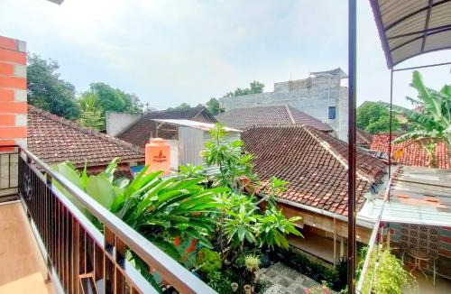 Surakarta Hotel | RedDoorz Syariah at Graha Adi Karya Kartasura