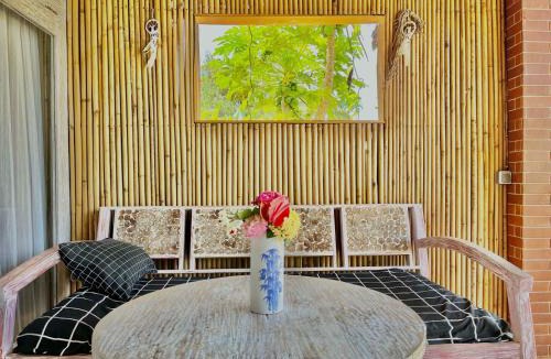 Banyuwangi Hotel | Pondok Is Oke Ricefild View Bungalow