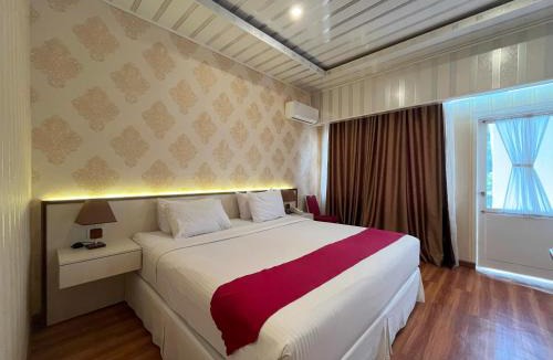 Parapat Hotel | Grand Tamaro Hotel