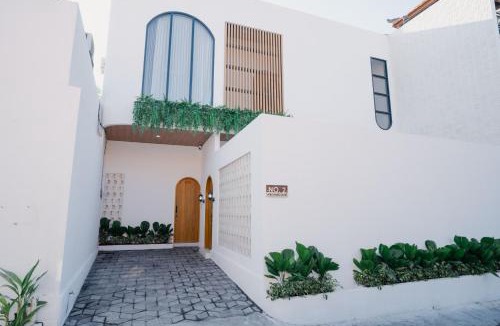 Batubulan Villa | Melviano Suite & Villa