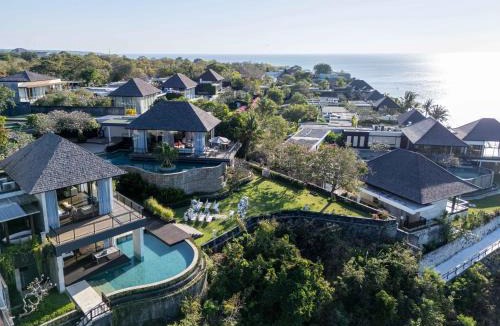 Jimbaran Villa | By The Cliff Bali Villa