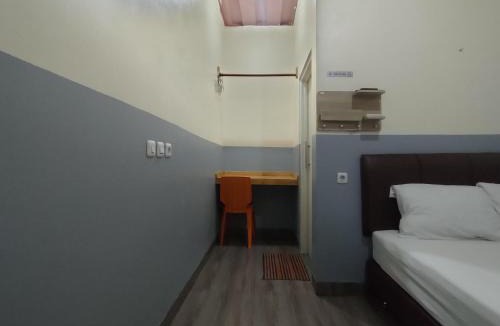 South Tangerang Hotel | Puspiptek Residence Syariah Mitra RedDoorz
