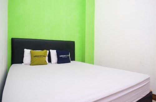 Semarang Hotel | Urbanview Hotel AVA Semarang near Akademi Kepolisian Semarang by RedDoorz