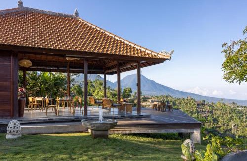 Gobleg Hotel | Munduk Tentrem Resort