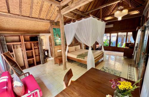 Batu Bolong Cabin | Umakayu Joglo Villa Canggu - Boutique Hotel