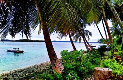Pulau Masokut House | Mentawai Balcony - Beachfront family surf resort with stunning ocean views