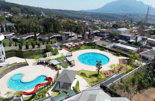 Prigen Hotel | Surya Hotel & Cottages Prigen