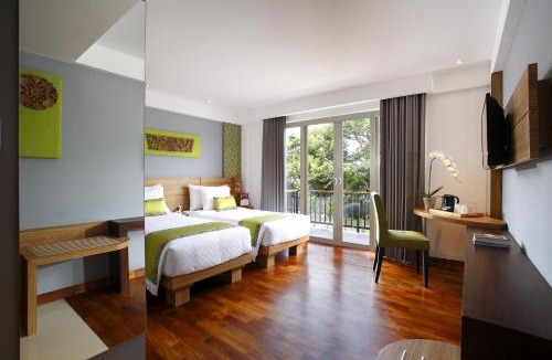 Kerobokan Hotel | d'primahotel Petitenget Seminyak 2