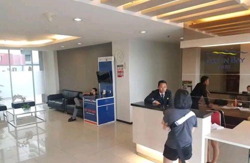 Pluit Apartment | 2 BR Sea View 2 Big Bed 1 Sofa bed Internet Kitchen
