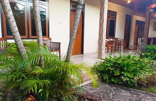 Legian Hotel | Kusnadi Hotel