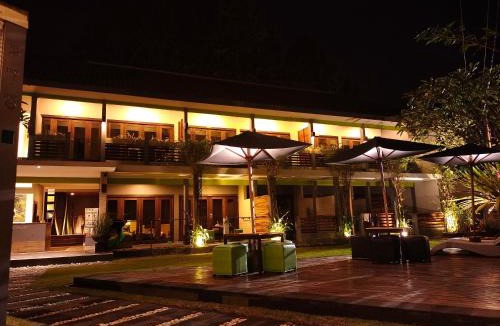 Batu Karas Hotel | JavaCove Beach Hotel