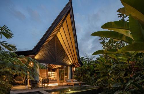 Tumbak Bayuh Hotel | Desa Hay Canggu