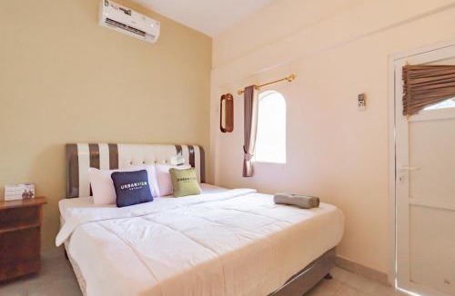 Purwakarta Hotel | Urbanview Hotel Kangen Bungalow Purwakarta by RedDoorz