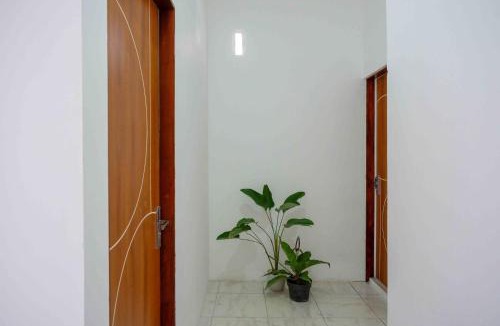 Semarang Hotel | RedDoorz near GOR Jatidiri Semarang