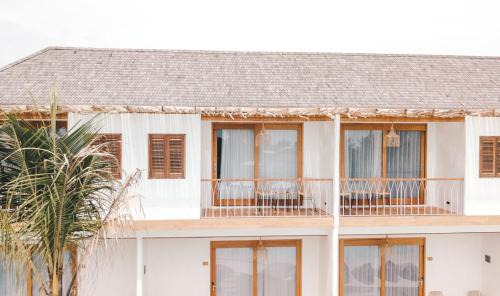 Batu Bolong Hotel | Canggu Village Accommodation
