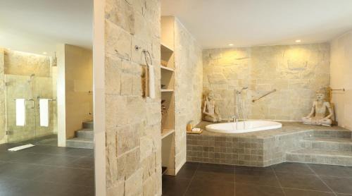 Mumbul Resort | Alindra Villas & Spa