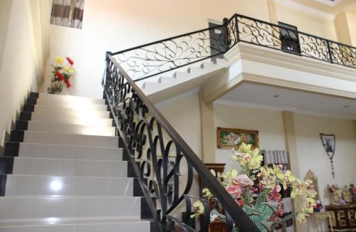 Pineleng House | Angela Homestay Manado