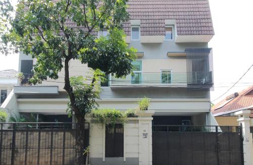 Melawai House | Blossom Resident Blok M