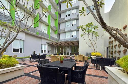 Malioboro Hotel | Whiz Hotel Malioboro Yogyakarta