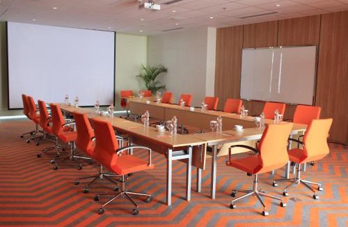 Laweyan Hotel | HARRIS Hotel & Conventions Solo