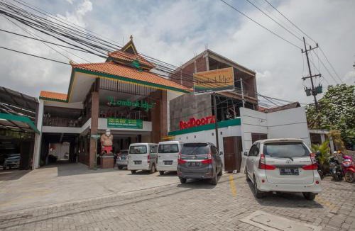 Gubeng House | RedDoorz @ Kertajaya Surabaya